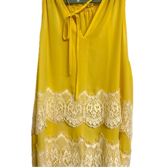 Loft Outlet Women’s Yellow Halter W/Lace XS - Picture 4 of 4